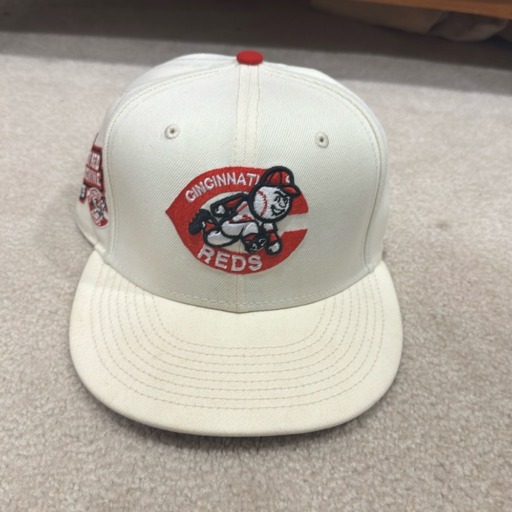 cincinnati reds hat